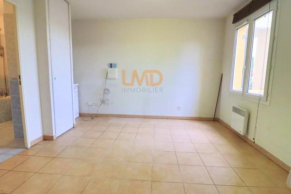 Appartement ou local profession libérale 60m2 centre Saint-Maximin