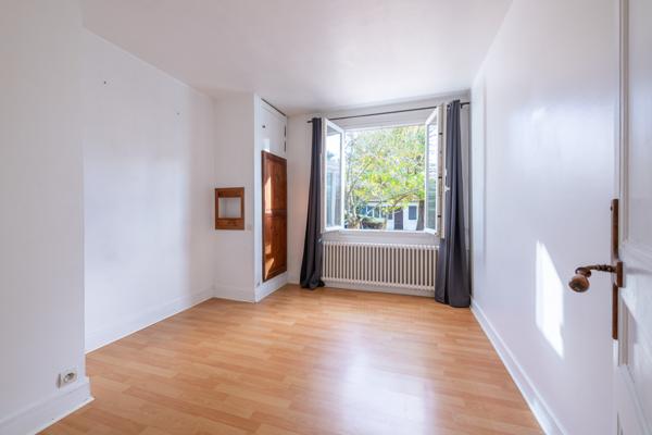 Chilly-Mazarin (91380) Maison individuelle 7 pièces de plain-pied !