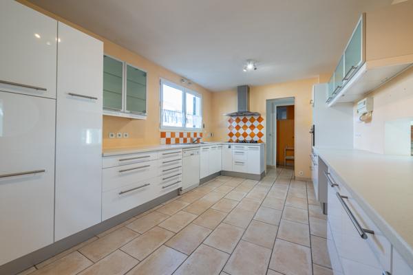 Chilly-Mazarin (91380) Maison individuelle 7 pièces de plain-pied !