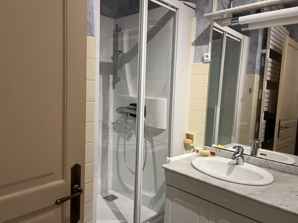 Maison 99 900 € Montendre 5 p 138 m² DPE F