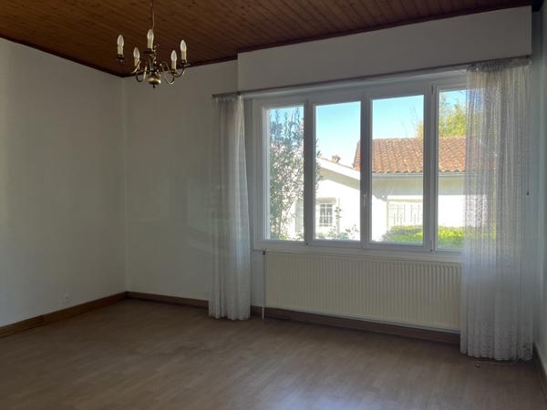 Maison 99 900 € Montendre 5 p 138 m² DPE F