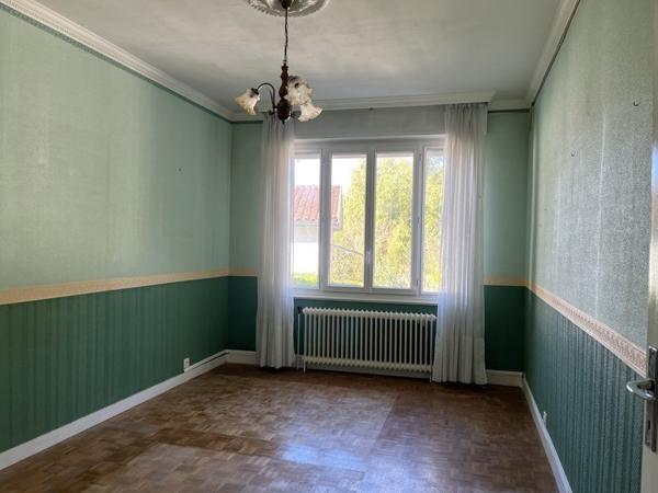 Maison 99 900 € Montendre 5 p 138 m² DPE F