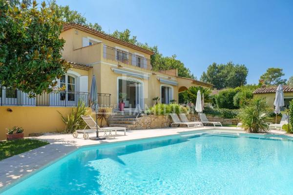 Élégante demeure provençale à quelques pas du village Valbonne