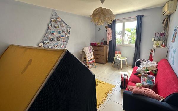 Maison à vendre    4 pièces •  Dembeni