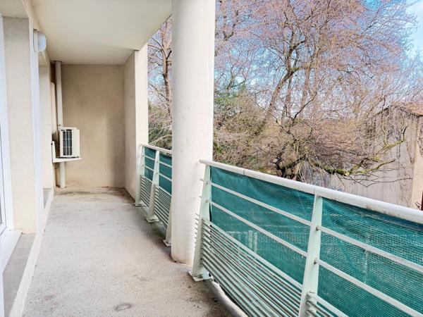 Appartement 63m2, 2/3 chambres, Balcon.