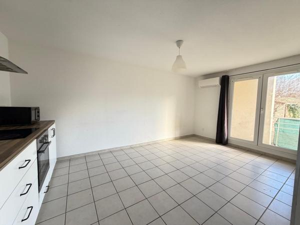 Appartement 63m2, 2/3 chambres, Balcon.