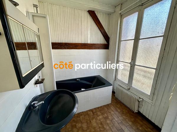 Vente Appartement102,99 m² - 3 Pièces - ELBEUF (76500)