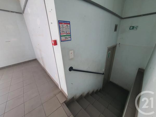 Appartement à vendre  3 pièces - 94 m 2   CASTELNAU DE MONTMIRAL  - 81