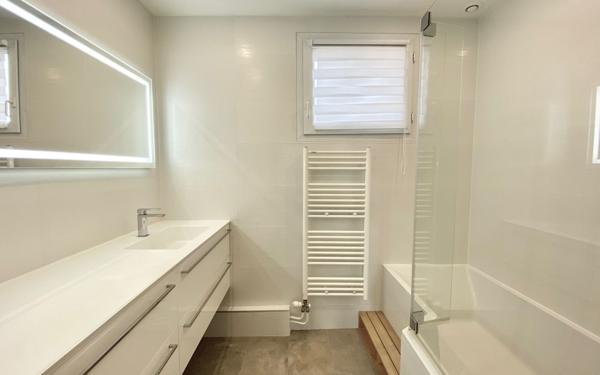 Maison à vendre    6 pièces • 145 m2 Périgny