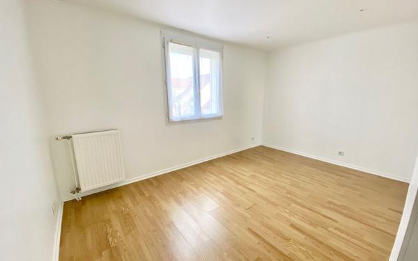 Maison à vendre    6 pièces • 145 m2 Périgny