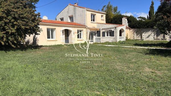 Maison à fort potentiel sur grand terrain