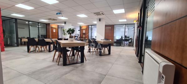 Rare! Murs commerciaux de 345 M² en plein centre