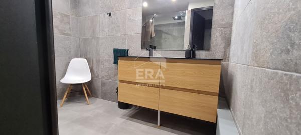 Rare! Murs commerciaux de 345 M² en plein centre