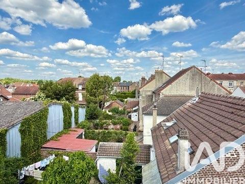 Location appartement 1 pièce 17 m² Margny-lès-Compiègne