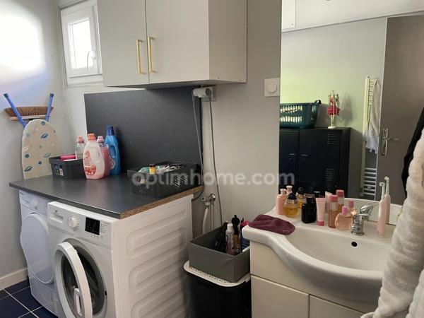 SOUESMES, Immeuble de rapport avec trois appartements dont deux déjà loués