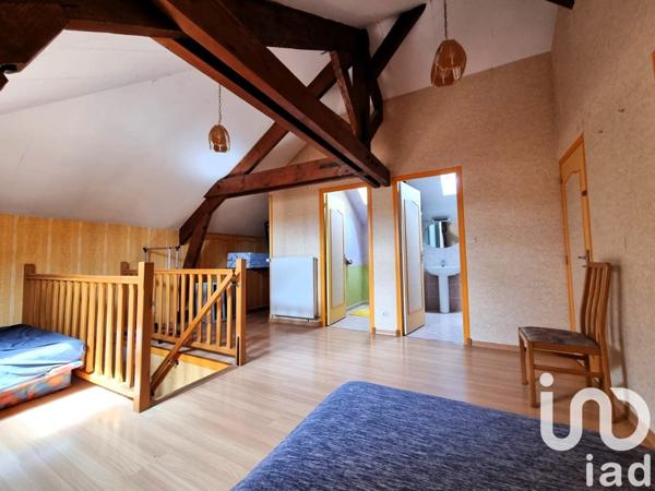 Maison traditionnelle 10 pièces de 275 m² à Maisse (91720)