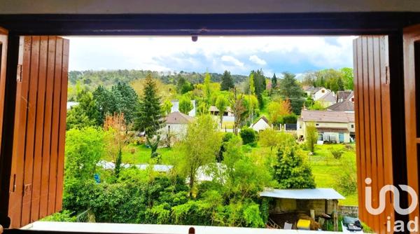 Maison traditionnelle 10 pièces de 275 m² à Maisse (91720)