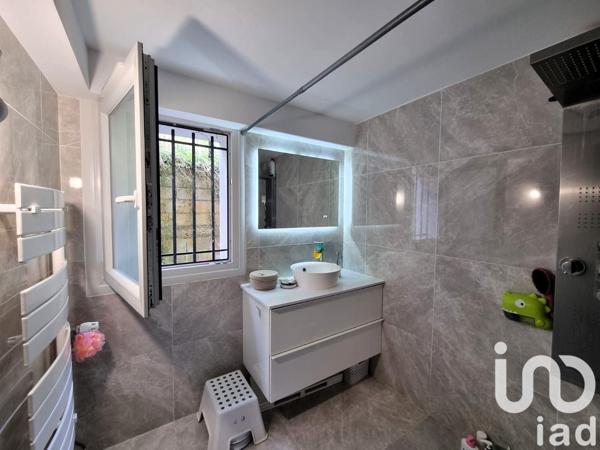 Maison traditionnelle 10 pièces de 275 m² à Maisse (91720)