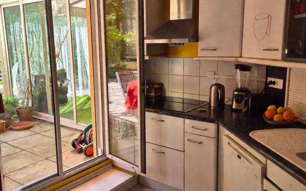 Appartement à vendre    5 pièces • 104,52 m2 Lyon 1