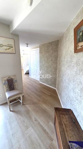 Appartement à vendre de 6 pièces de 160m²
