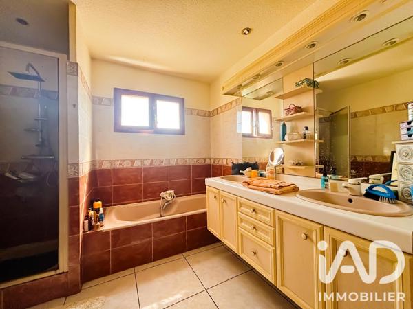 Maison à vendre 5 pièces 135 m² Baho