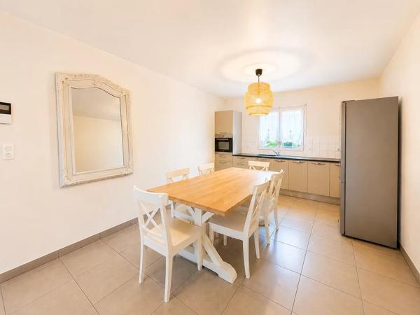 Vente                                                      Maison
                        
                     4 pièces                      81 m2                     à Le Cannet-des-Maures