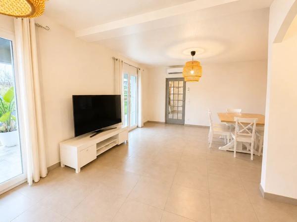 Vente                                                      Maison
                        
                     4 pièces                      81 m2                     à Le Cannet-des-Maures