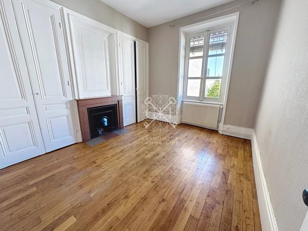 APPARTEMENT T3 + GARAGE – quartier mon plaisir – 69008