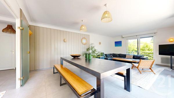 Maison à vendre  8 pièces - 210,97 m 2   ANGLET  - 64