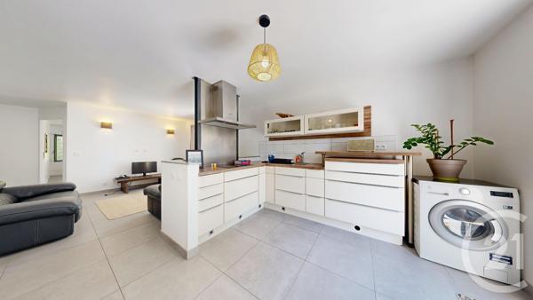 Maison à vendre  8 pièces - 210,97 m 2   ANGLET  - 64