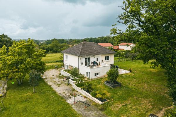 Maison
         4 pièces
        - 129 m² Exclusivité