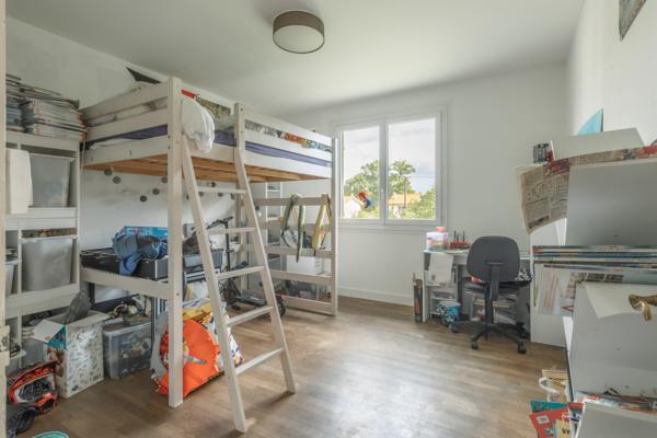 Maison
         4 pièces
        - 129 m² Exclusivité