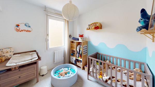 COLOMIERS Maison T4 avec jardin privatif, piscine et 3 places de parking