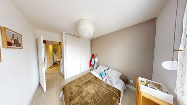 COLOMIERS Maison T4 avec jardin privatif, piscine et 3 places de parking