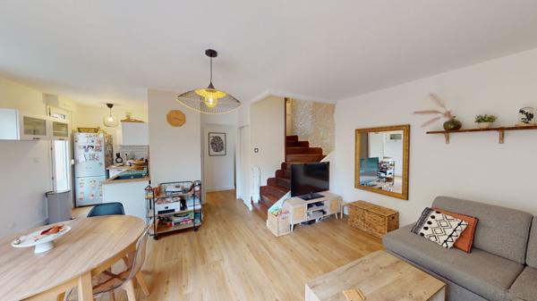 COLOMIERS Maison T4 avec jardin privatif, piscine et 3 places de parking