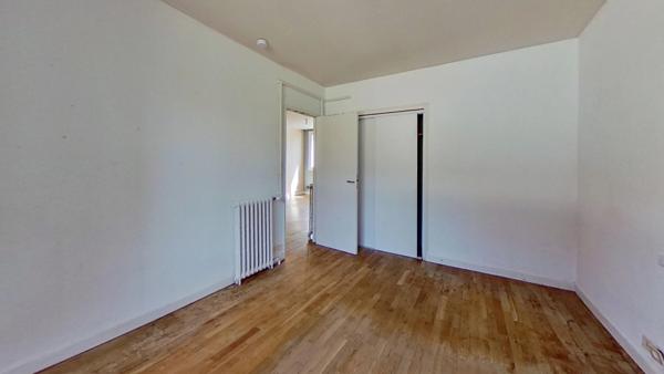 Appartement à vendre 3 pièces RENNES (35) Jeanne d’Arc / Michelet – Appartement T3 traversant de 58 m² – cave – métro ligne B