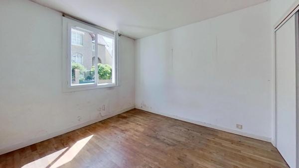 Appartement à vendre 3 pièces RENNES (35) Jeanne d’Arc / Michelet – Appartement T3 traversant de 58 m² – cave – métro ligne B