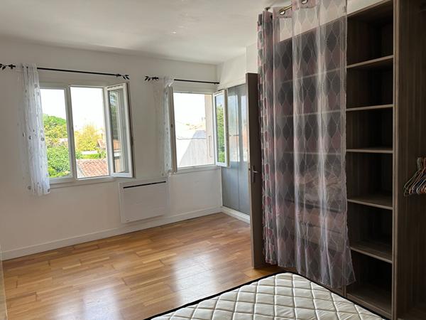 Maison meublée Tonnay Charente 2 pièce(s) 54.42 m2