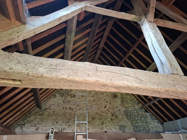 Maison en pierre brute à rénover, fond impasse, au calme Nord Sarthe proche Mamers, à 20min d'Alençon, accès rapide péage accès LE MANS  35 min