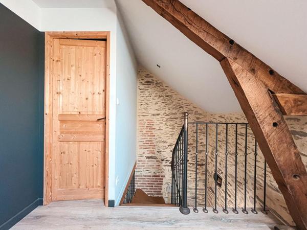 Longère en pierre de 172m2 - Proche bourg de la Chapelle-sur-Erdre