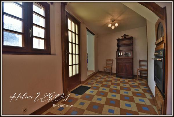 Maison proche centre ville avec bâtiments à réhabiliter