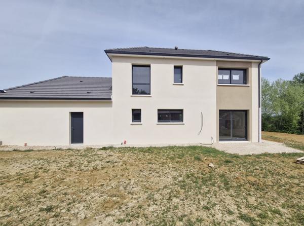Belle villa contemporaine neuve 4 chambres entre Cuiseaux et Louhans