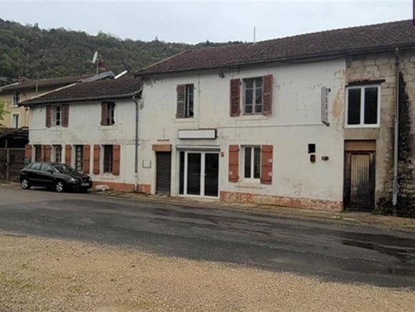 Bolozon (01450) MAISON DE VILLAGE