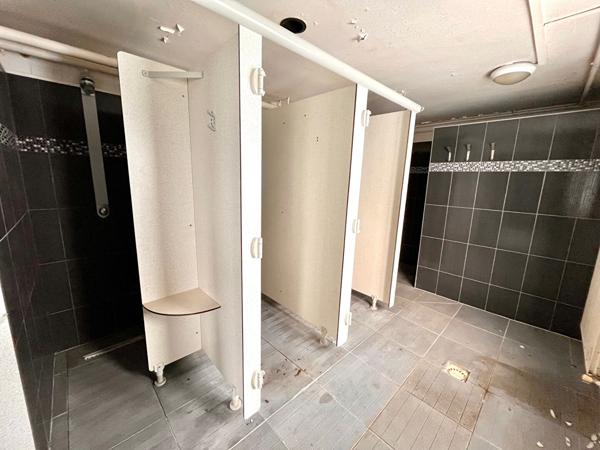 Local commercial Augny 1030 m2