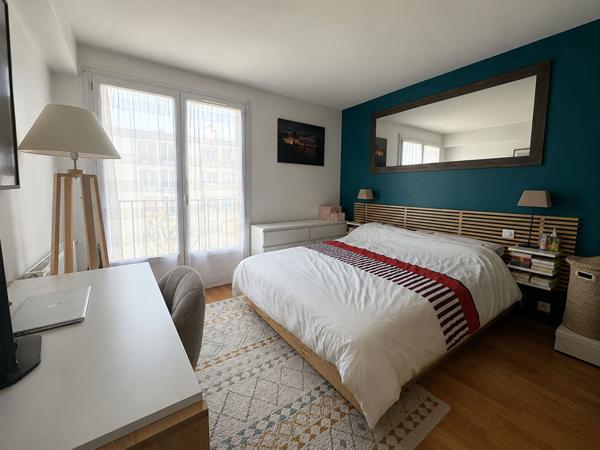 Appartement 3 pièces très lumineux proche RER , Bièvres, DPE D, PARFAIT ÉTAT .