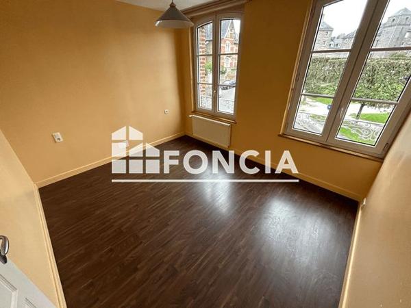 Location Appartement 2 pièces 43 m² - 17 SQUARE DELAUNAY Flers 61100