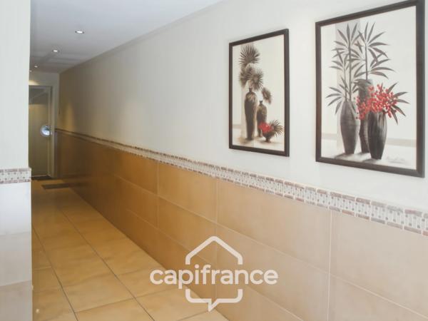 Appartement à vendre 3 pièces, Hyères  (83), Bassin Royal, Double GARAGE.