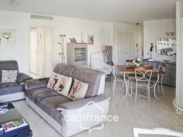 Appartement à vendre 3 pièces, Hyères  (83), Bassin Royal, Double GARAGE.