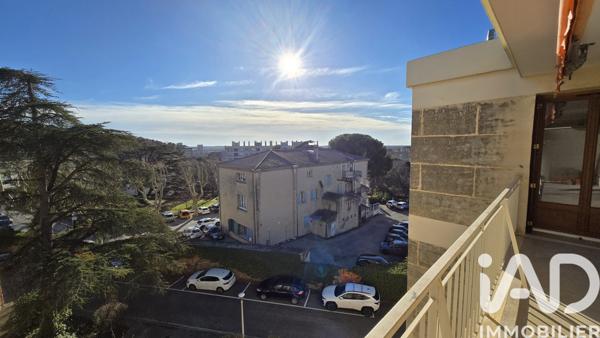 Location appartement 5 pièces 96 m² Salon-de-Provence