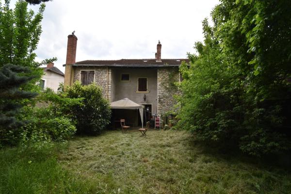 Maison de charme, 162m², à LE PONT CHRETIEN CHABENET (36)